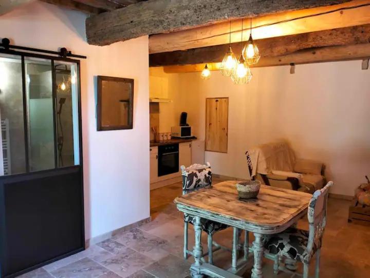 La Taniere Appartement Lagarde-Pareol Buitenkant foto