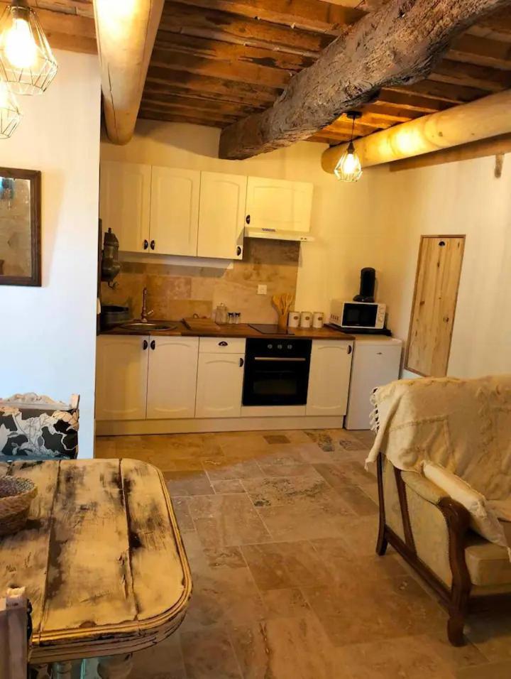 La Taniere Appartement Lagarde-Pareol Buitenkant foto