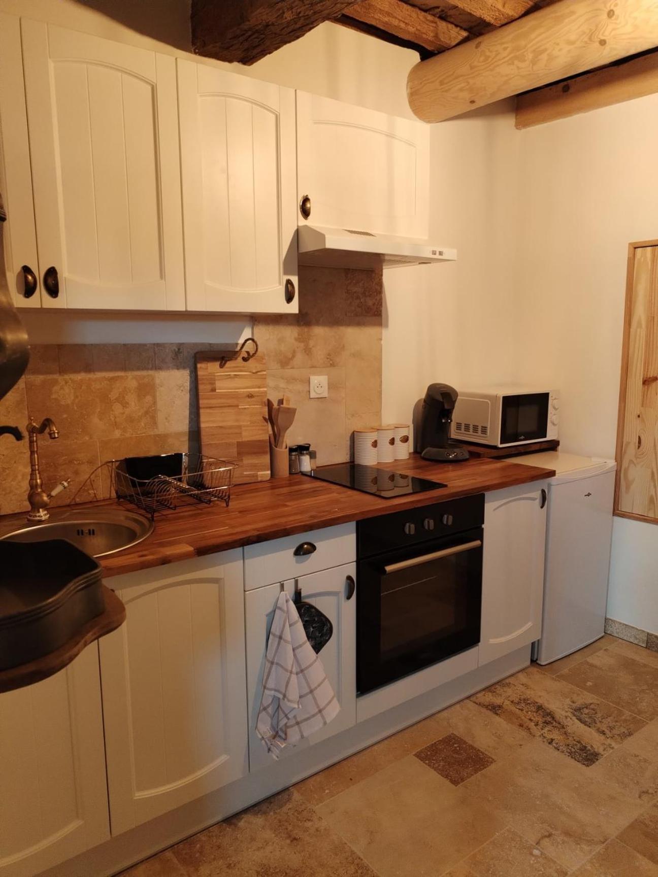 La Taniere Appartement Lagarde-Pareol Buitenkant foto